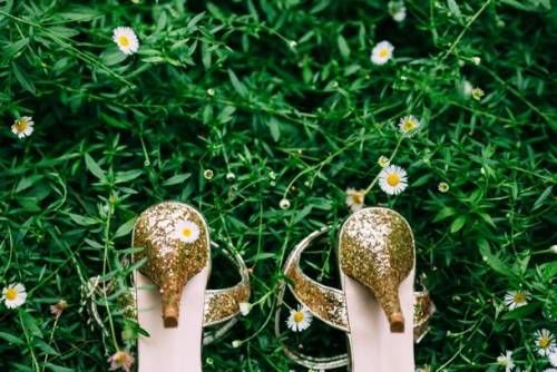 a1sx2_Thumbnail1_shoes_death_2.jpg