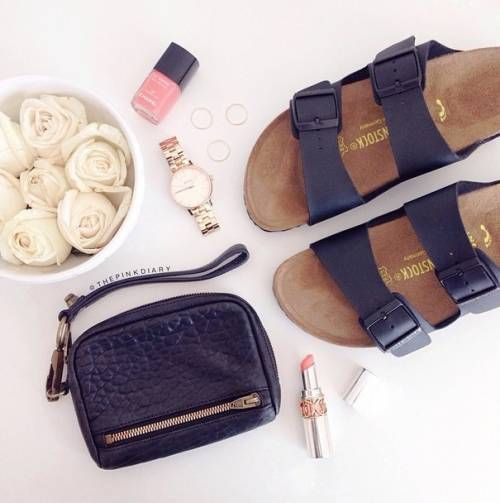 a1sx2_Thumbnail1_accessoires_basiques_été_4.jpg a1sx2_Thumbnail1_accessoires_basique_estivi_4.jpg