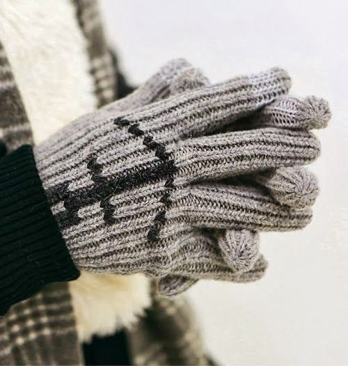 a1sx2_Thumbnail1_accessoribaseguanti22.jpg a1sx2_Thumbnail1_accessoribaseguanti22.jpg
