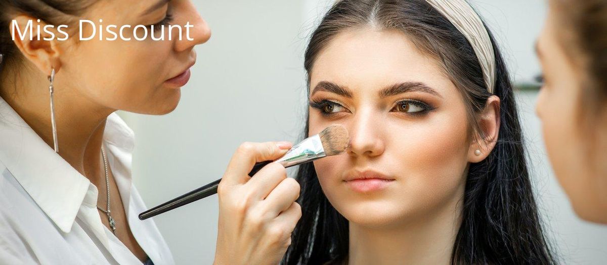 Atelier maquillage : maîtrisez la technique des 3 points pour un regard lifté et frais.