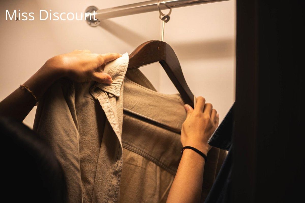 Choisir et ranger avec soin prolonge la vie de vos vestes préférées.