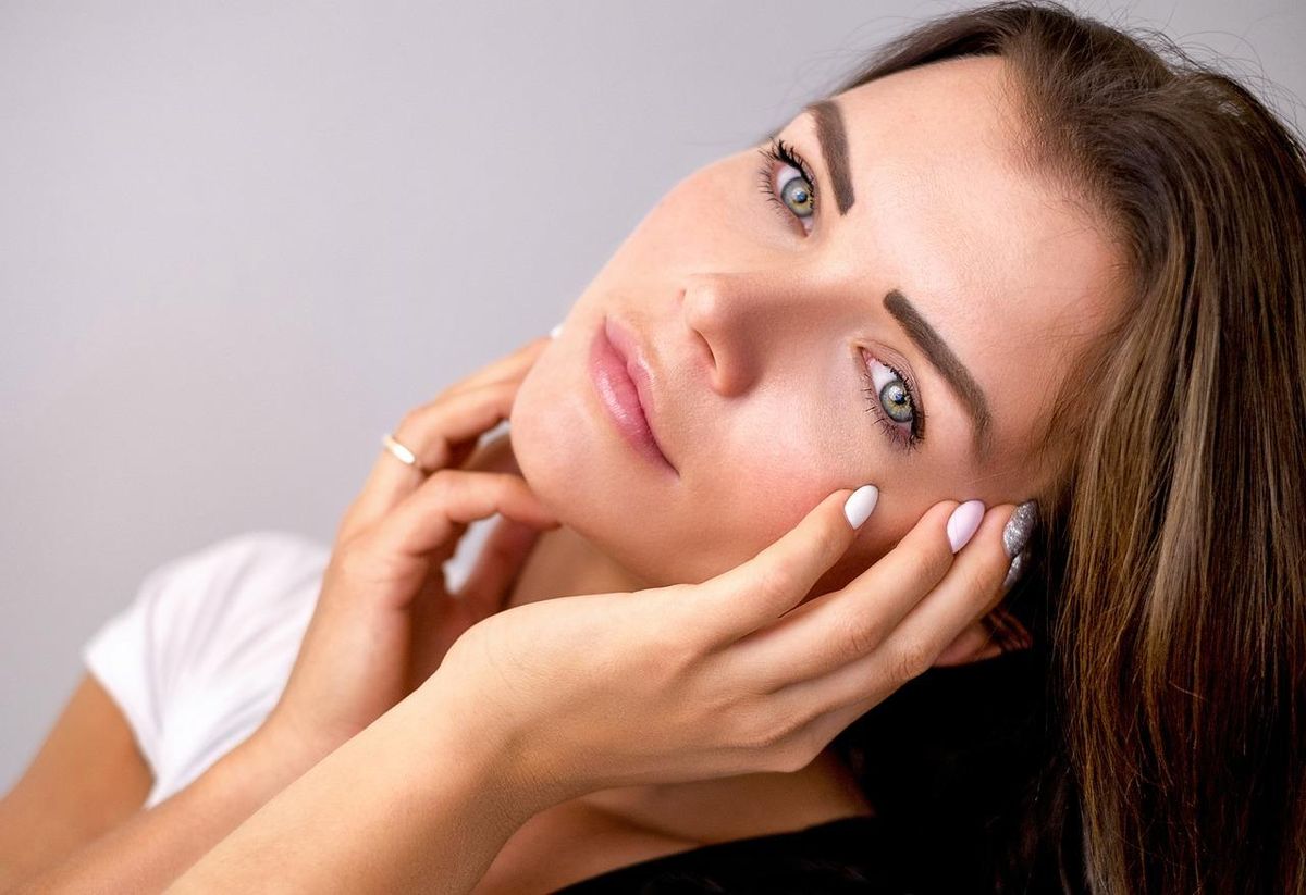 Choisissez un fond de teint naturel pour magnifier la beauté de votre peau.