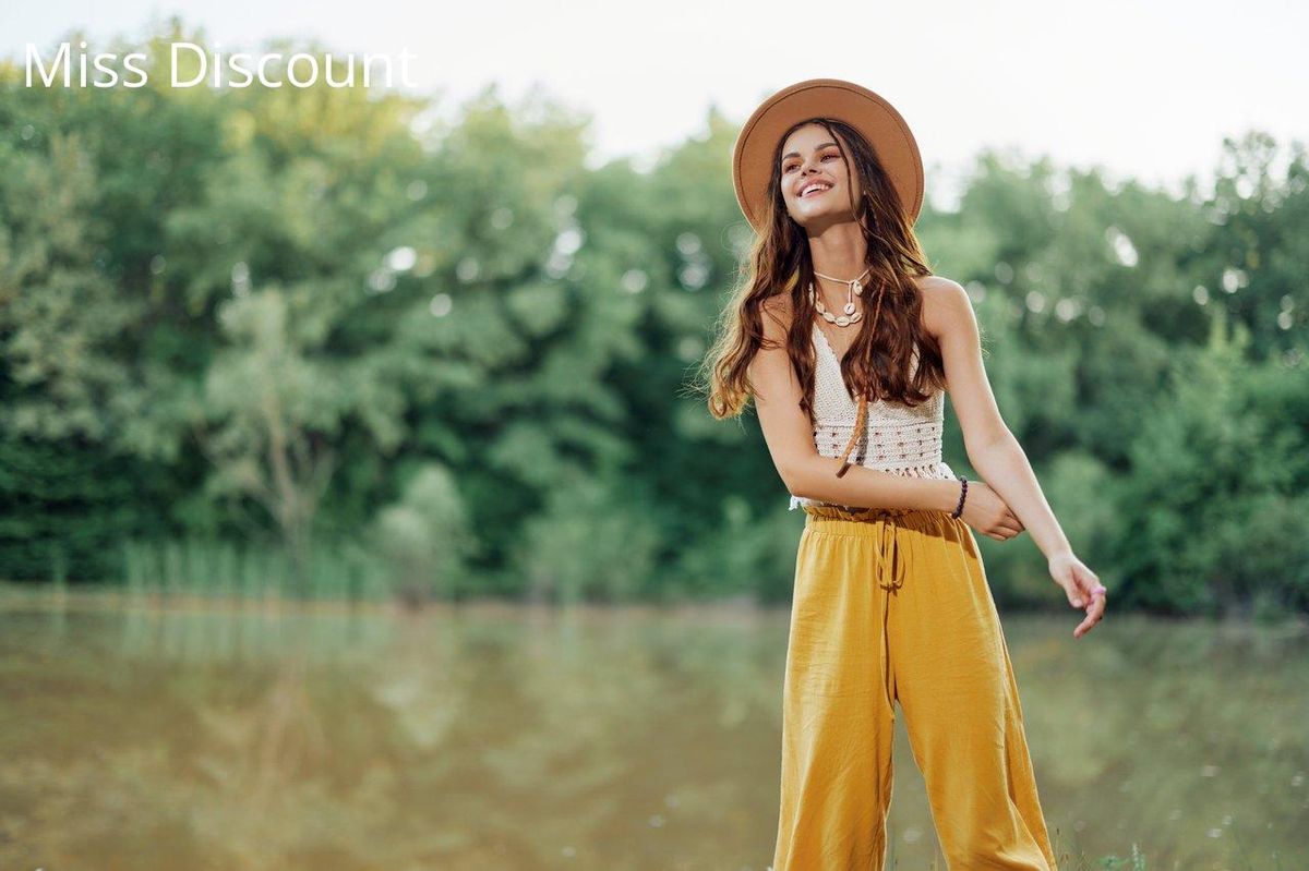 Lin doré, naturel chic : adoptez la fraîcheur estivale avec style.