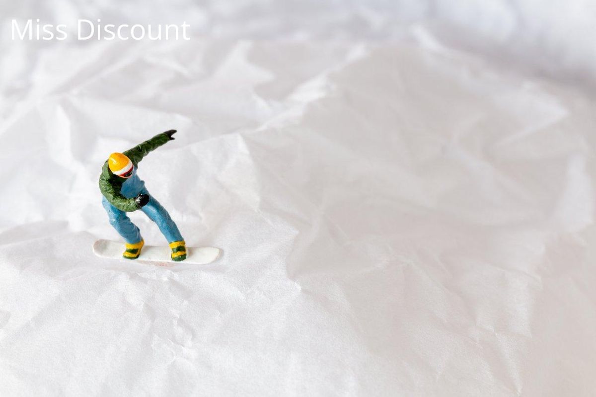 Mini rider écolo : la nouvelle tendance snowboard hiver 2025, avec un twist durable.