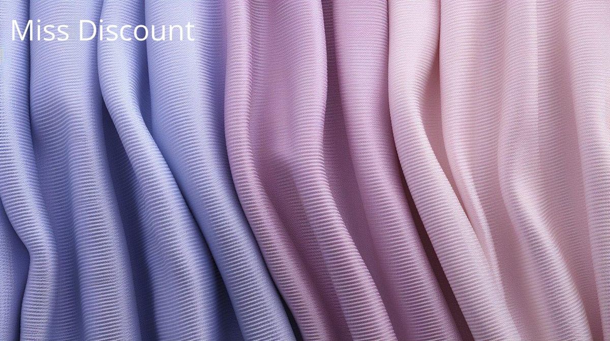 Textures délicates aux teintes pastel évoquent le confort et l'élégance des collants.