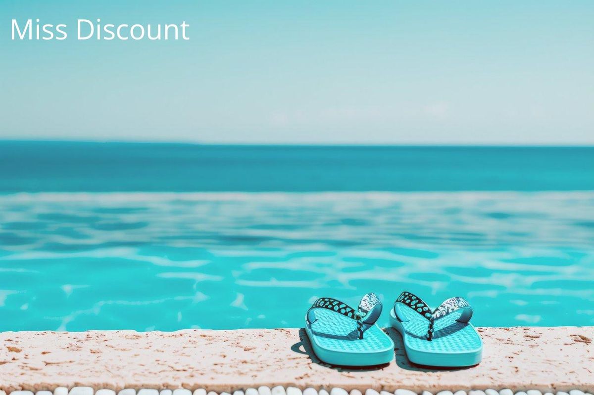 Tongs turquoise prêtes pour un été au bord de l'eau, idéales quand la chaleur frappe.