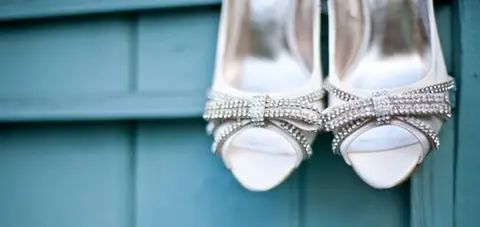 Chaussures mortes